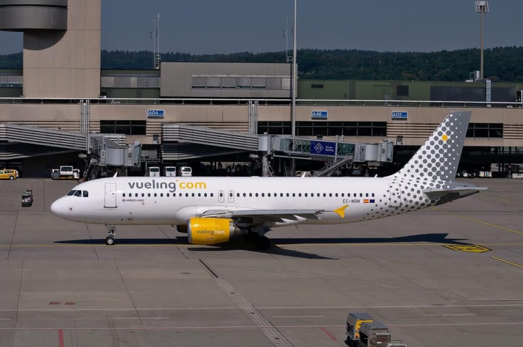 France Demands Explanation After Jewish Teens Removed from Spanish Vueling Flight