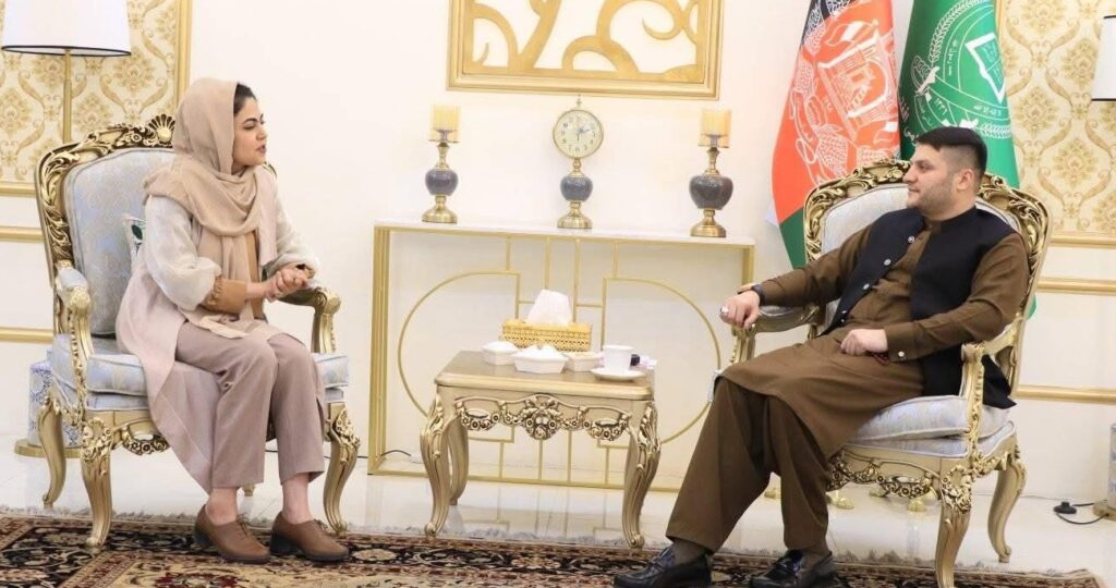 منبع عکس: صفجه فیس بوک محبوب صدیقی
